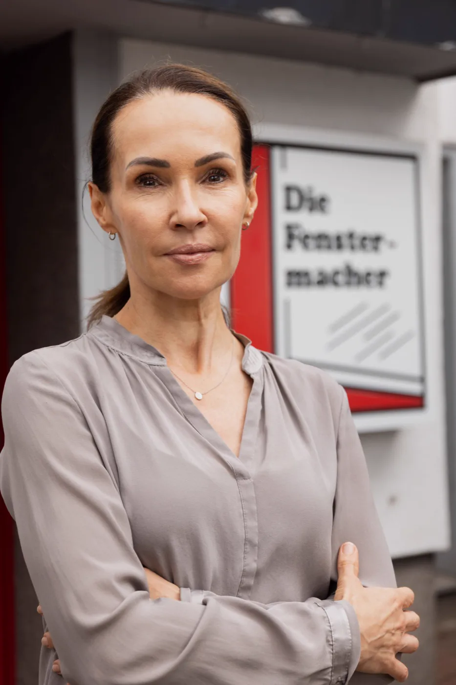 Marion, Ansprechpartnerin im Büro der Fenstermacher